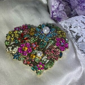 Vibrant Heart  Floral Brooch with Pearls